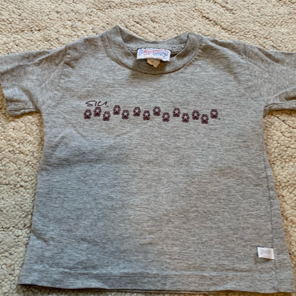SIU Tshirt
